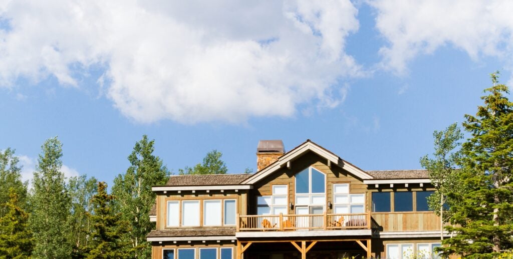 How I Took a Dead Airbnb and Turned it into $25K in 90 Days